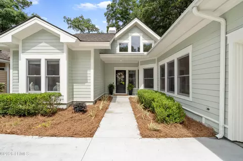 636 S Reeve Rd, Saint Helena Island, SC 29920