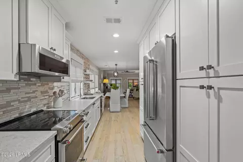 Other - 10 Johnston Way #E, Bluffton, SC 29910 photo 3 of 5