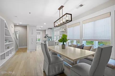 Dining - 10 Johnston Way #E, Bluffton, SC 29910 photo 1 of 2
