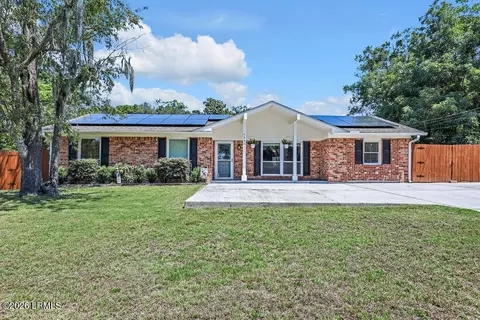 4007 Shell Point Rd, Beaufort, SC 29906