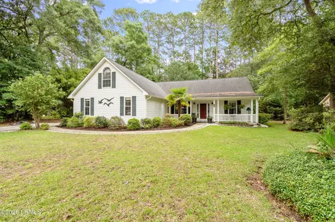 60 Thomas Sumter St, Beaufort, SC 29907