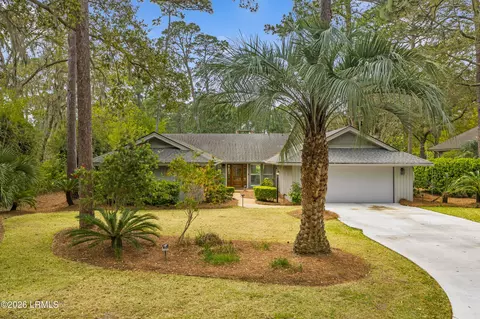 16 Newhall Rd, Hilton Head Island, SC 29928