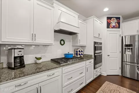 Kitchen - 173 Rudder Run, Bluffton, SC 29910 photo 3 of 4