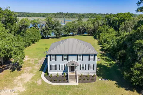 39 Olde Church Rd, Saint Helena Island, SC 29920