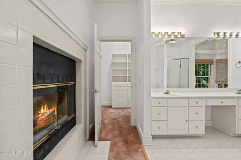 Bath - 5 Hackamore Dr, Bluffton, SC 29910 photo 1 of 3