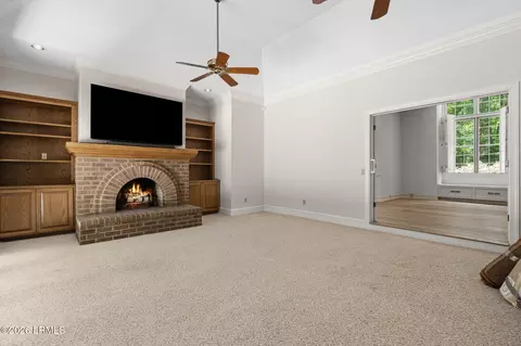 Living - 5 Hackamore Dr, Bluffton, SC 29910 photo 3 of 3