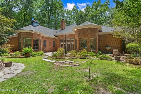 Exterior - 5 Hackamore Dr, Bluffton, SC 29910 photo 7 of 12