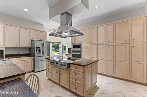 Kitchen - 5 Hackamore Dr, Bluffton, SC 29910 photo 3 of 3