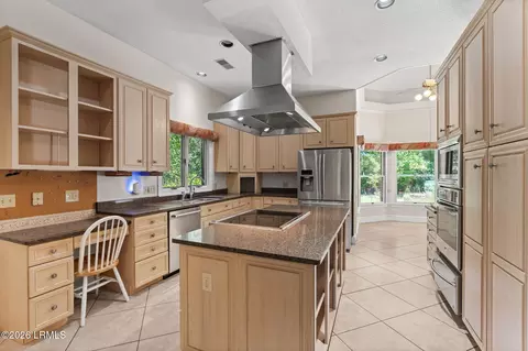 Kitchen - 5 Hackamore Dr, Bluffton, SC 29910 photo 2 of 3