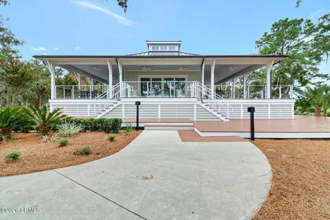 Exterior - 5 Hackamore Dr, Bluffton, SC 29910 photo 5 of 13