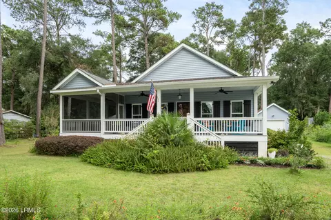 66 Dulamo Blf, Saint Helena Island, SC 29920
