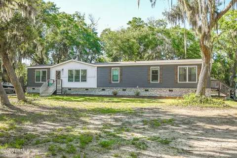 9473 Lands End Ln, Saint Helena Island, SC 29920