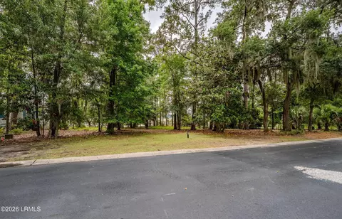 285 De La Gaye Pt, Beaufort, SC 29902