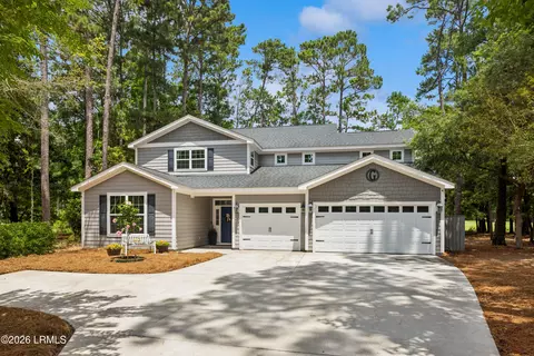 11 Hathaway Ln, Bluffton, SC 29910