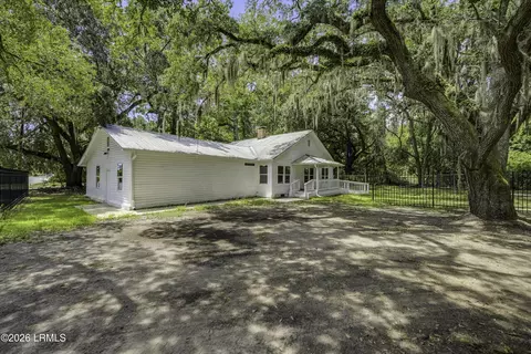 1890 Trask Pkwy, Seabrook, SC 29940