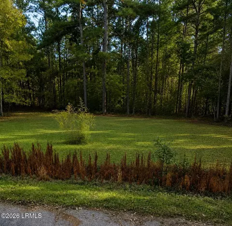 539 Luther St, Fairfax, SC 29827