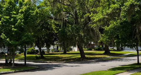 15 Park Row, Beaufort, SC 29907