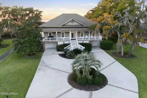 112 Front St, Saint Helena Island, SC 29920