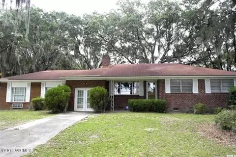 957 Sea Island Pkwy, Saint Helena Island, SC 29920
