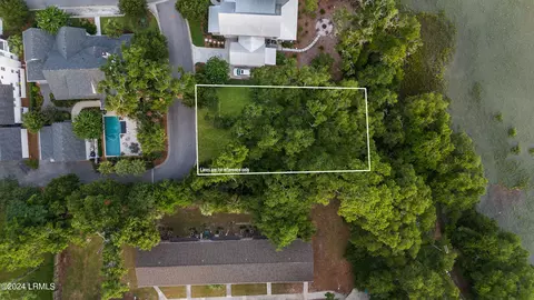 2 Creeks End Ln, Beaufort, SC 29902