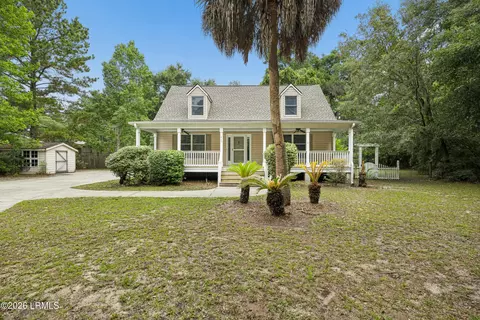 815 Sams Point Rd, Beaufort, SC 29907