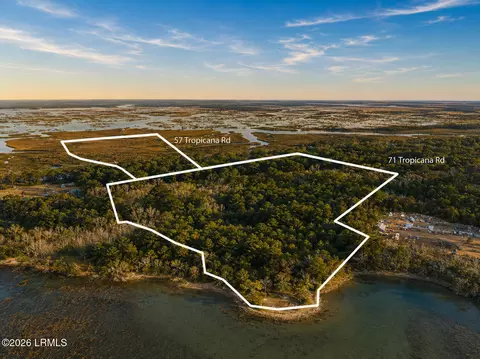 71 Tropicana Rd, Saint Helena Island, SC 29920