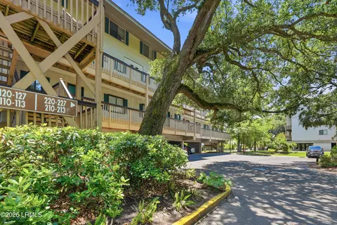 156 Dillon Rd #225, Hilton Head Island, SC 29926