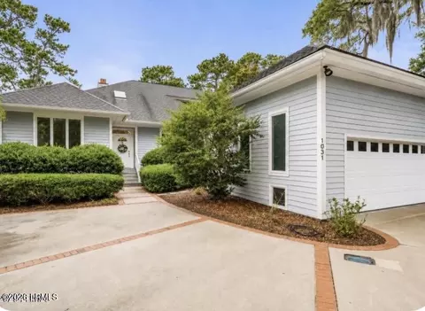 1031 Curisha Pt N, Saint Helena Island, SC 29920