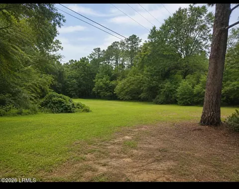 24 Sandstone Cir, Beaufort, SC 29906