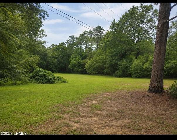24 Sandstone Cir, Beaufort, SC 29906