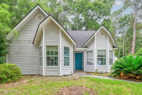 2 Burlington Land Rd, Beaufort, SC 29906