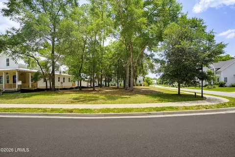 9 Botany Dr, Beaufort, SC 29907