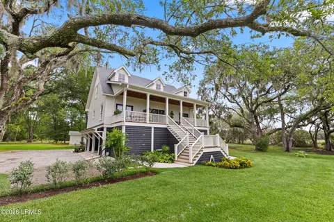 63 Adams Cir, Beaufort, SC 29902