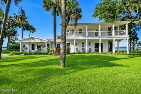 90 Calhoun Plantation Rd, Okatie, SC 29909