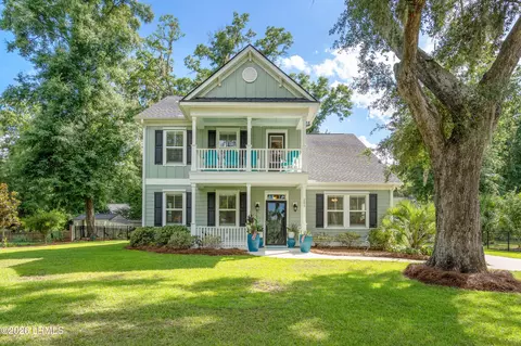 203 Black Skimmer Dr W, Beaufort, SC 29907