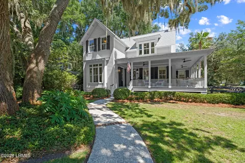 12 Elisabeth Cv, Beaufort, SC 29907