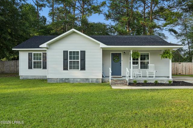 110 Sharon Ave, Hampton, SC 29924
