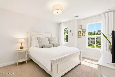 Bedroom - 554 Danner Dr, Bluffton, SC 29909 photo 5 of 6
