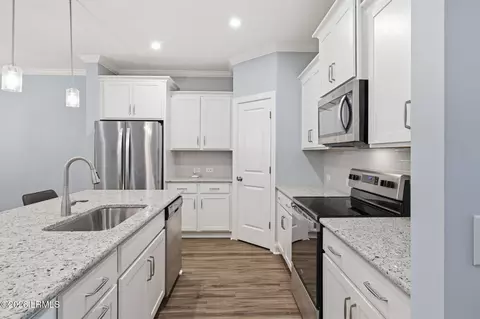 Kitchen - 15 Marlowe Way, Bluffton, SC 29910 photo 2 of 4