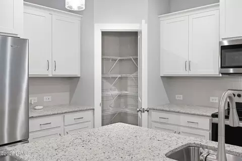 Kitchen - 15 Marlowe Way, Bluffton, SC 29910 photo 4 of 4