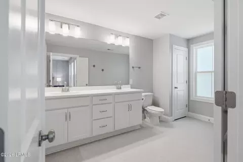 Bath - 15 Marlowe Way, Bluffton, SC 29910 photo 2 of 5