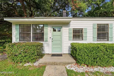 1721 Battery Park Dr, Port Royal, SC 29935