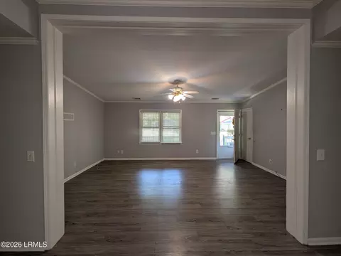 2 Juniper Ln, Bluffton, SC 29910 photo 9