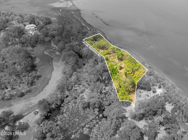 230 Old Plantation Dr W, Beaufort, SC 29907