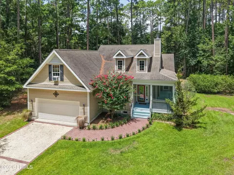 47 Thomas Sumter St, Beaufort, SC 29907