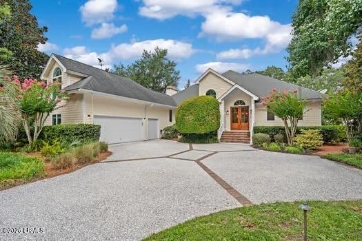 32 Sparrow Nest Pt, Saint Helena Island, SC 29920