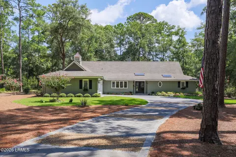 37 Kingston Rd, Hilton Head Island, SC 29928