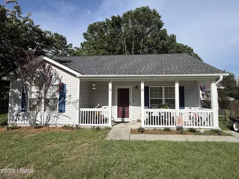 8 Shiney Leaf Ct, Beaufort, SC 29907