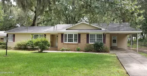 82 Sunset Blvd, Beaufort, SC 29907