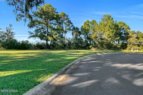 55 Shearwater Dr, Hilton Head Island, SC 29926